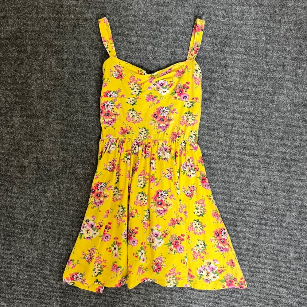 Aeropostale Yellow Floral Sweetheart Sun Dress Sleeveless Smocked Back Medium
